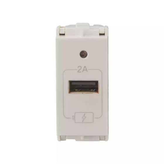 CB93101AW02 enGem USB Charger 2A 1 Module White