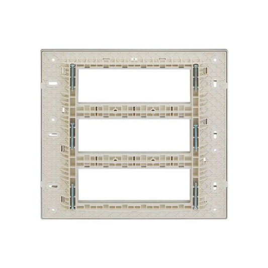 CB92118FS01 englaze 18 module plate M Silver