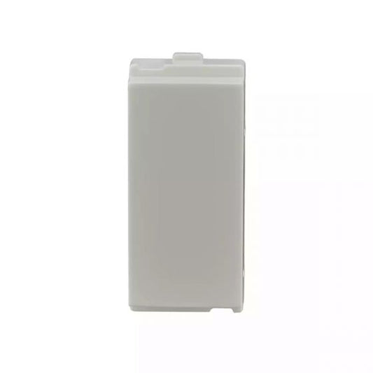 CB93201AW00 enGem Blank off unit 1M White